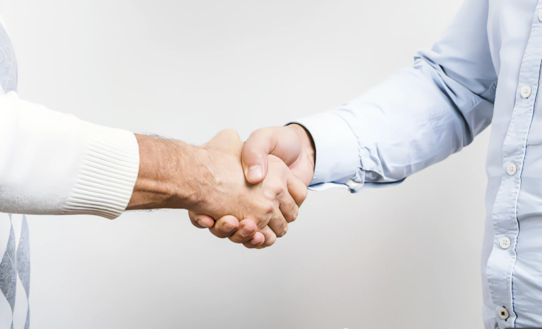 持续注入资金力量——我司与两家银行达成合作共识